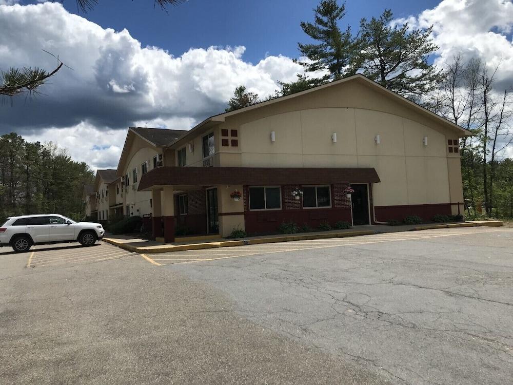 Super 8 By Wyndham Queensbury Glens Falls Esterno foto